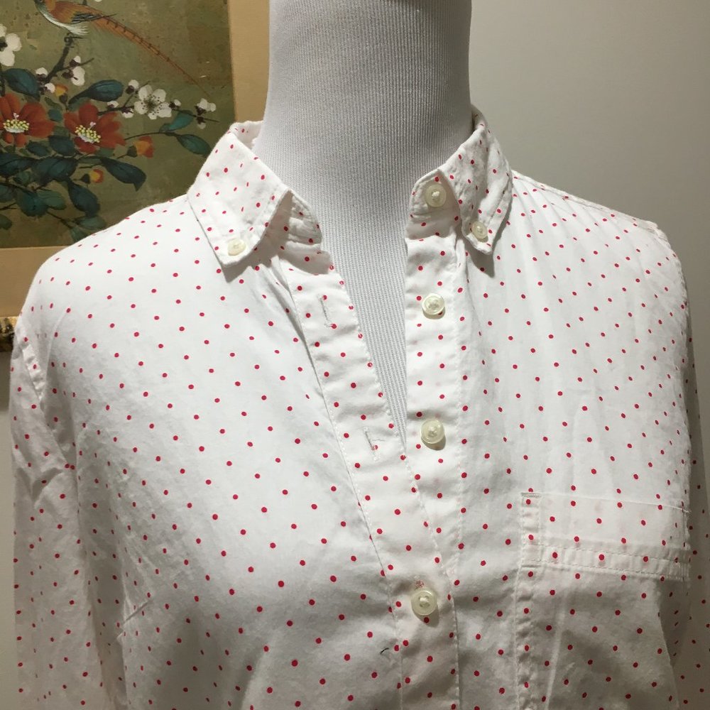 3 for $15 Sale: GAP White/Pink Dot Tailored Shirt